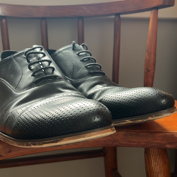 Kenneth Cole Shoes Men’s Dress Oxford Cha-Raid Black Leather Cap Toe Size 11 - Picture 2 of 10